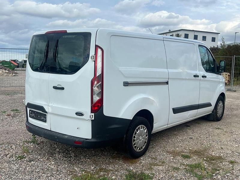 Gebraucht Ford Transit Custom 101 PS (74 kW) 2015 Weiß Van / Kleinbus