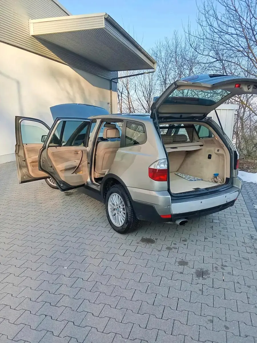 Gebraucht BMW X3 177 PS (130 kW) 2008 Gold SUV