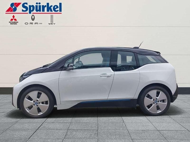 Gebraucht BMW i3 Basis 75 kW (102 PS) 2018 Capparisweiss mit akzent blau Kleinwagen