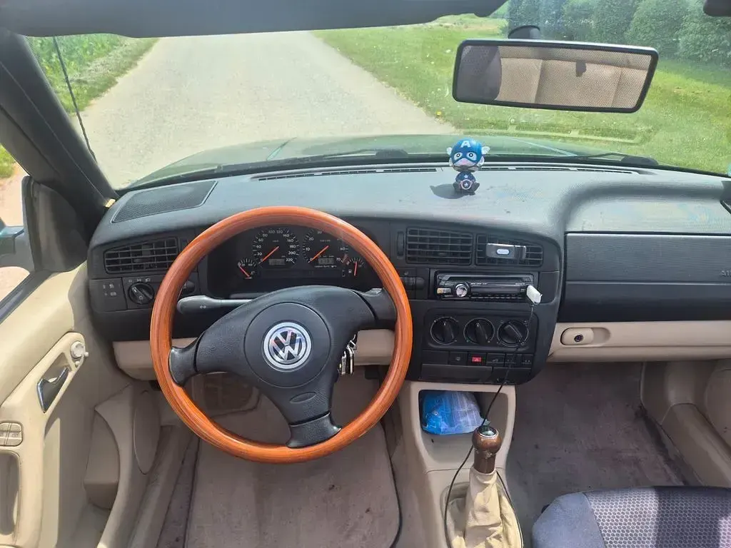 Gebraucht VW Golf Trendline 101 PS (74 kW) 2000 Grün Cabrio