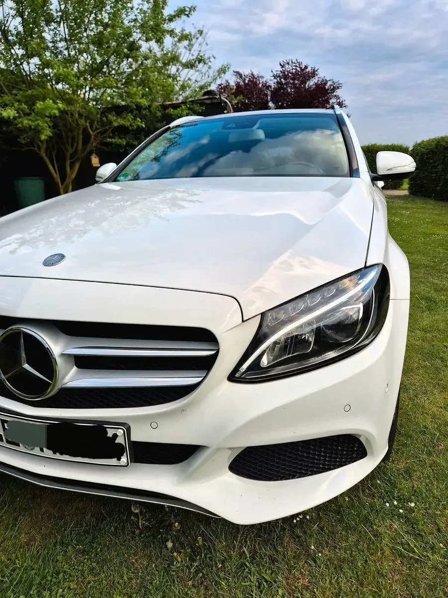 Gebraucht Mercedes C250 Avantgarde 204 PS (150 kW) 2015 Weiß Kombi