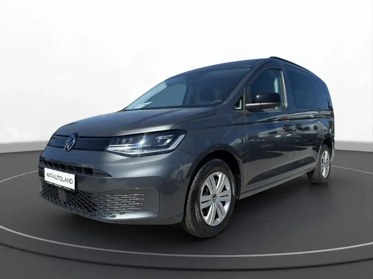 Używany VW Caddy Basis 116 KM (85 kW) 2025 Szary Minivan