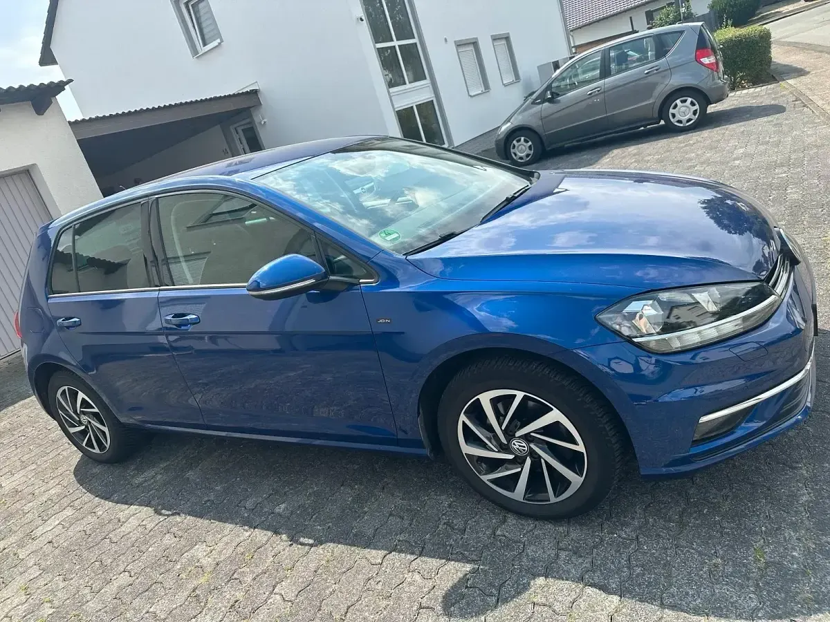 Gebraucht VW Golf VII Join 116 PS (85 kW) 2018 Blau Limousine