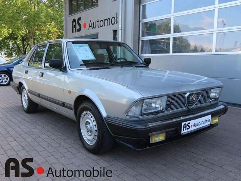 Andere Gebraucht 1984 Alfa Romeo GTV Limousine | 11.990 € - Bild 1/4