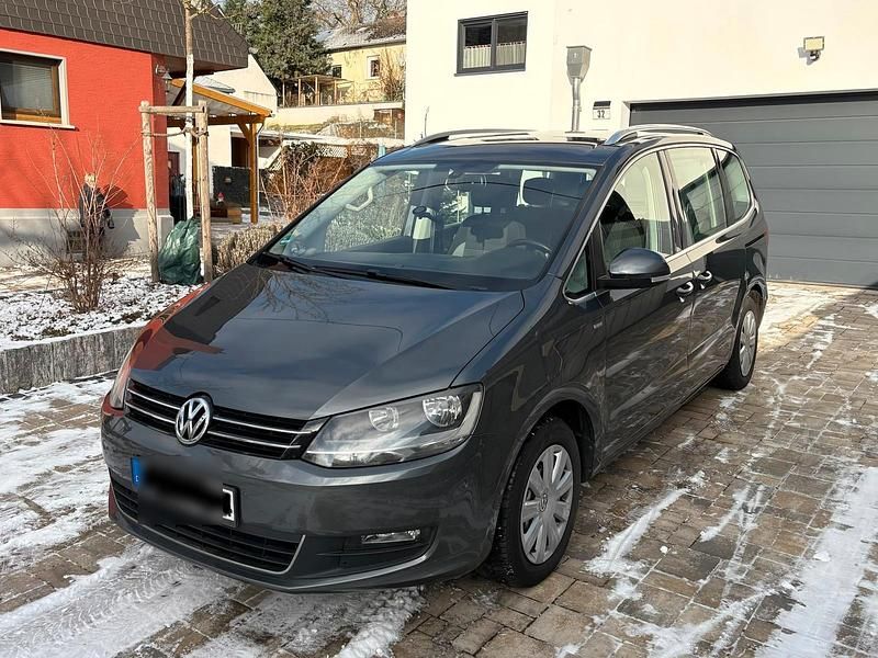 Gebraucht VW Sharan Life 150 PS (110 kW) 2013 Andere farben Van / Kleinbus