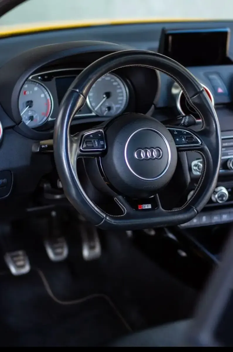 Gebraucht Audi S1 330 PS (242 kW) 2015 Gelb Kleinwagen