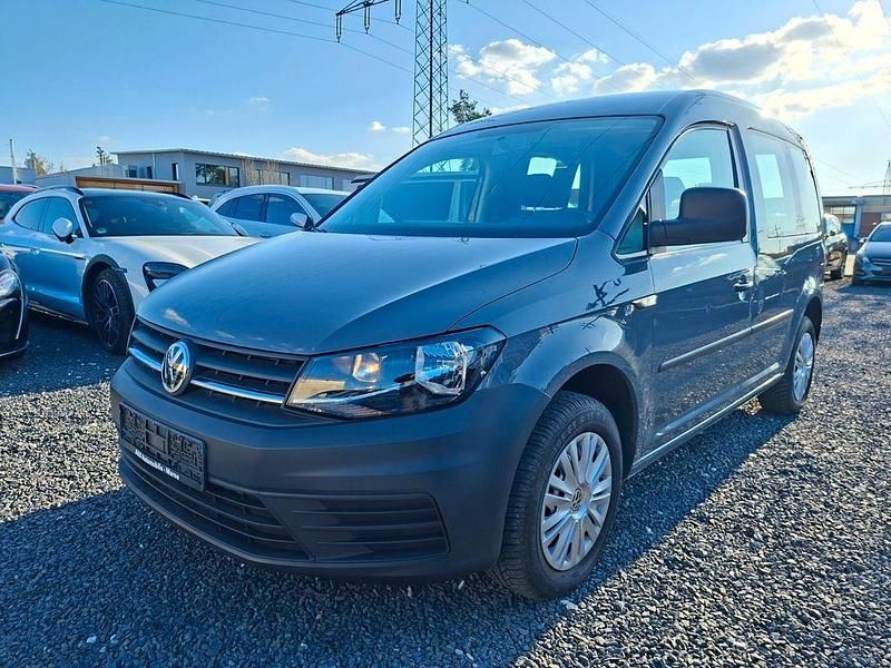 Second-hand VW Caddy 102 CP (75 kW) 2017 Gri Monovolum