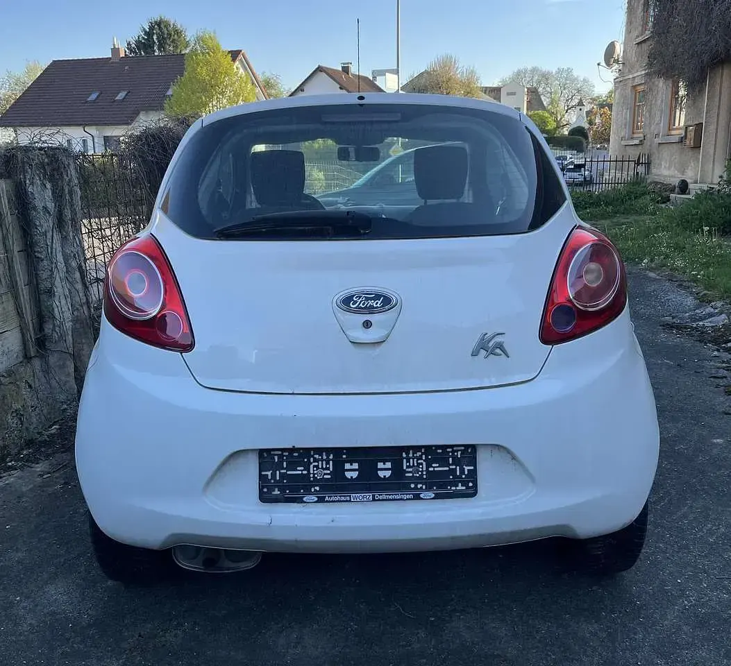 Gebraucht Ford Ka Titanium 69 PS (50 kW) 2009 Kleinwagen