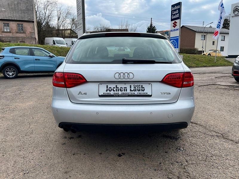 Gebraucht Audi A4 Ambiente 160 PS (117 kW) 2010 Silber Kombi