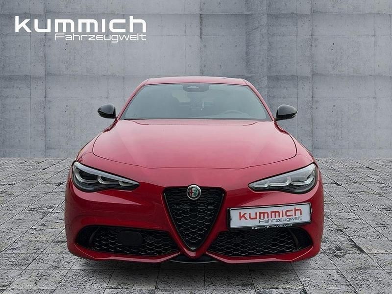 Neu Alfa Romeo Giulia Veloce 280 PS (205 kW) 2025 Rot Limousine