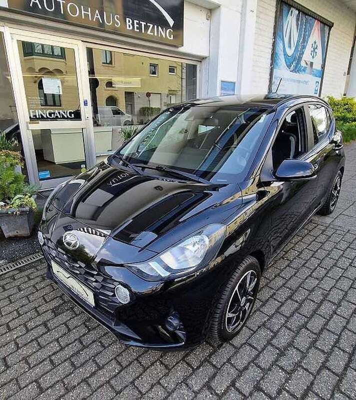 Schwarz Gebraucht 2021 Hyundai i10 Trend Kleinwagen | 12.944 € (Fairer Preis) - Bild 1/4