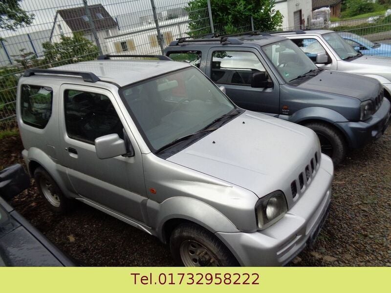Silber Gebraucht 2009 Suzuki Jimny Comfort SUV | 7.500 € (Guter Preis) - Bild 1/4