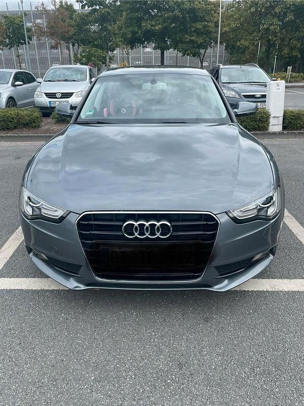 Grau Gebraucht 2015 Audi A5 Sportback Limousine | 12.500 € (Guter Preis) - Bild 1/4