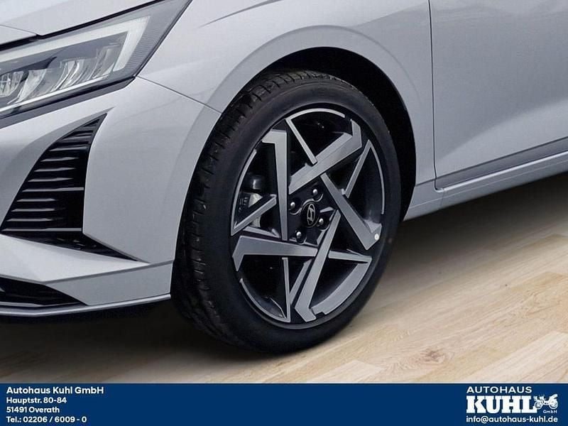 Gebraucht Hyundai i20 Sport 79 PS (58 kW) 2025 Lumen grey / dachla (metallic) Kleinwagen