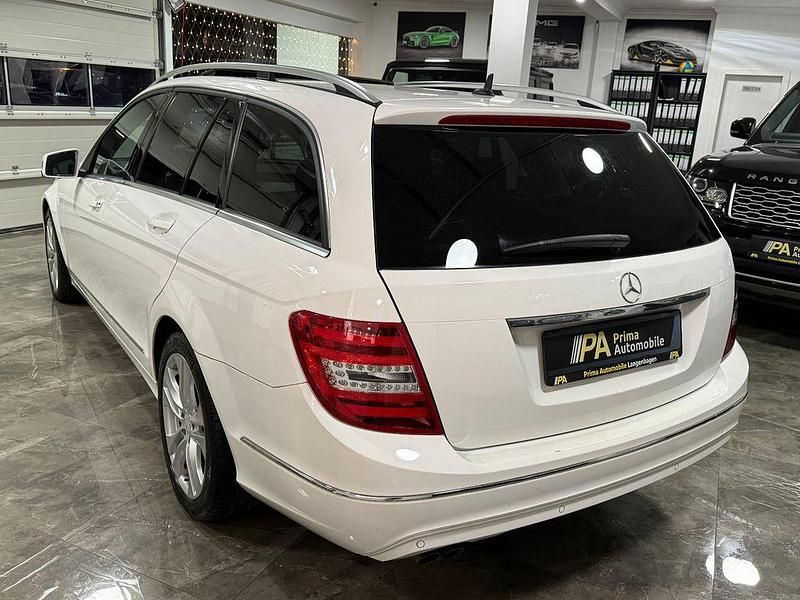 Gebraucht Mercedes C200 136 PS (100 kW) 2012 Weiß Kombi