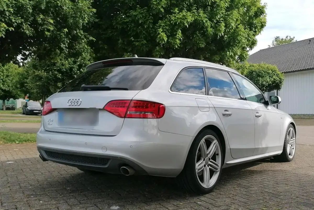 Gebraucht Audi A4 S-Line 190 PS (139 kW) 2010 Silber Kombi