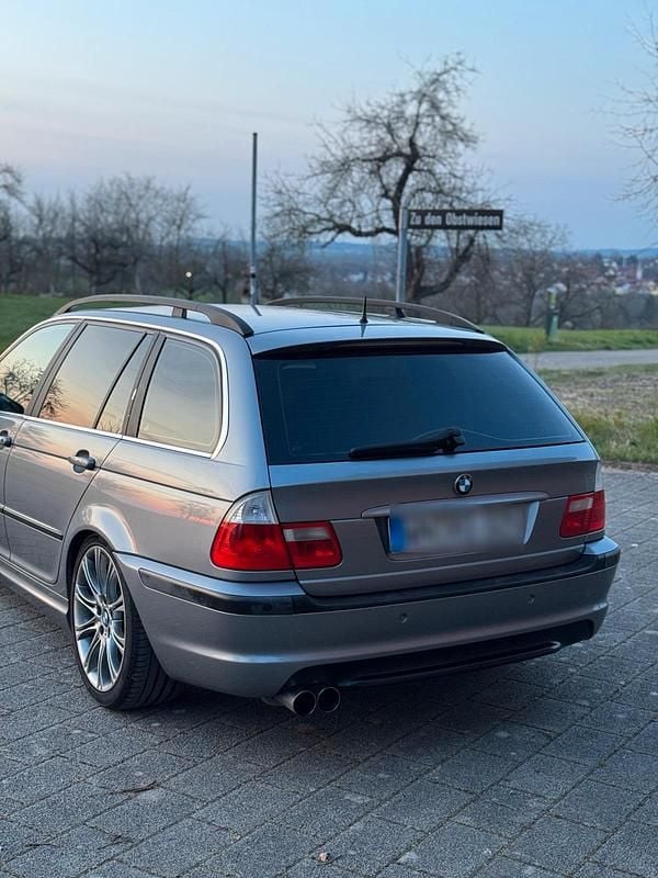 Gebraucht BMW 325 Lifestyle 192 PS (141 kW) 2004 Grau Kombi