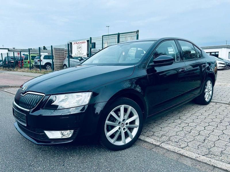 Gebraucht Skoda Octavia Elegance 140 PS (102 kW) 2013 Schwarz Limousine