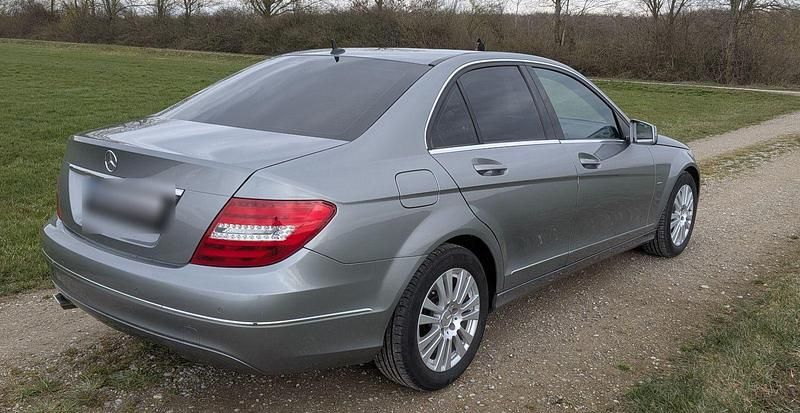 Gebraucht Mercedes C250 Elegance 204 PS (150 kW) 2011 Limousine