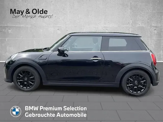 Gebraucht Mini Cooper 136 PS (100 kW) 2023 Schwarz Kleinwagen