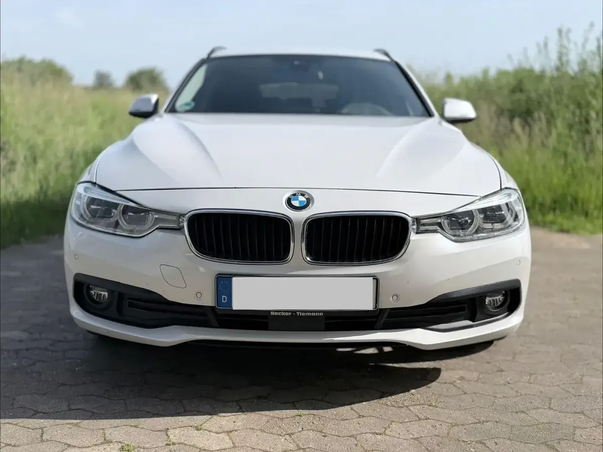 Gebraucht BMW 320 190 PS (139 kW) 2017 Weiß Kombi
