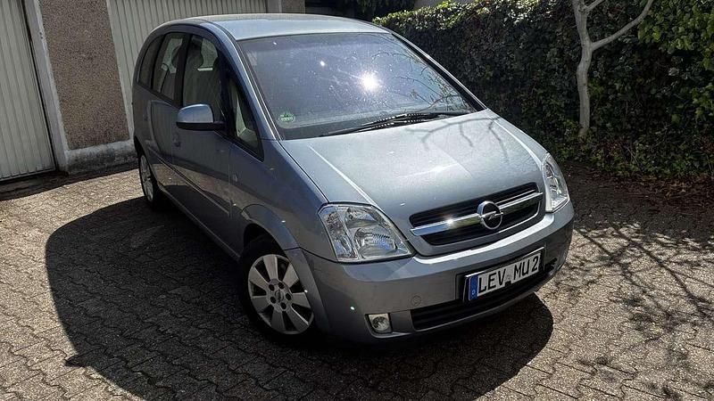 Używany Opel Meriva Edition 101 KM (74 kW) 2005 Szary Minivan