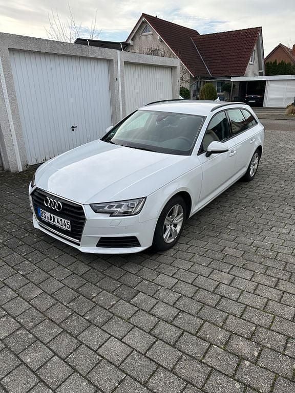 Gebraucht Audi A4 Design 150 PS (110 kW) 2016 Weiß Kombi