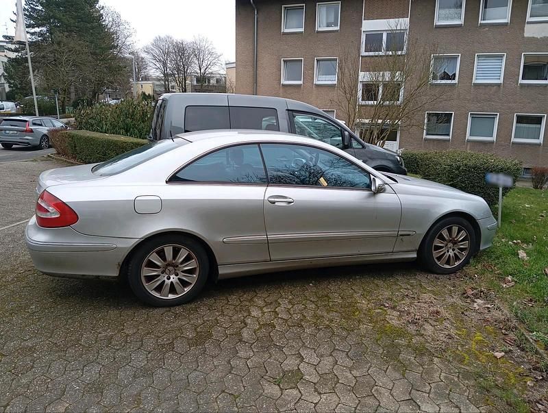 Gebraucht Mercedes CLK200 163 PS (119 kW) 2005 Silber Coupé