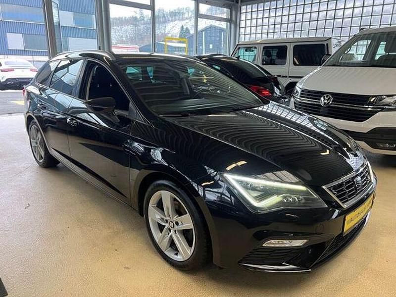 Gebraucht Ford Transit 125 PS (91 kW) 2017 Andere Limousine