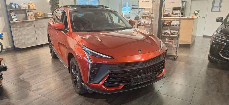 Gebraucht DFSK Forthing 5 177 PS (130 kW) 2025 Rot SUV