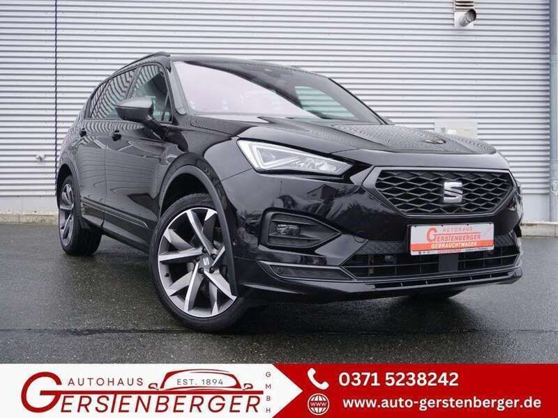 "deep" schwarz perleffekt Gebraucht 2022 Seat Tarraco 4Drive SUV | 35.490 € (Fairer Preis) - Bild 1/4