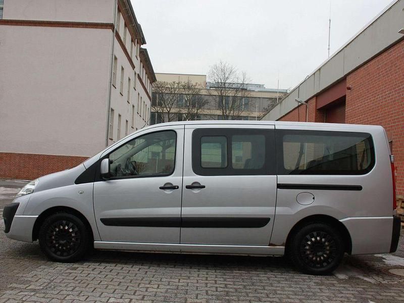 Gebraucht Peugeot Expert 136 PS (100 kW) 2007 Grau Van