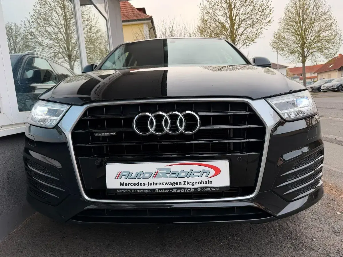 Gebraucht Audi Q3 S-Line 220 PS (161 kW) 2015 Schwarz SUV