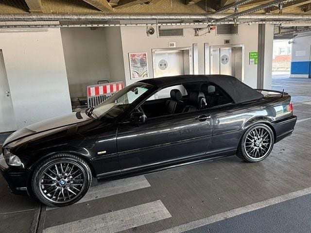 Second-hand BMW 330 Performance 231 CP (169 kW) 2000 Negru Cabrio