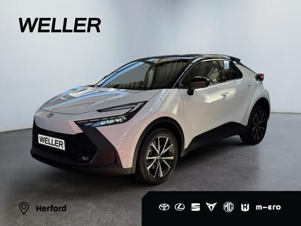 Weiß (schneeweiß/schwarz) Neu 2025 Toyota C-HR SUV | 36.990 € (Superpreis) - Bild 1/4