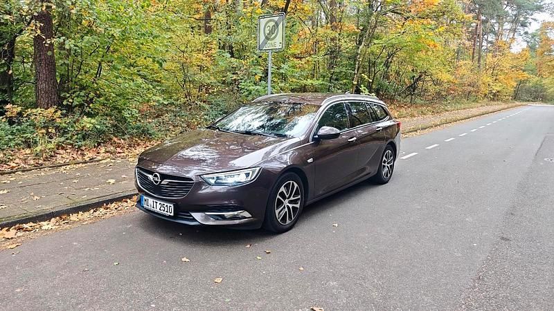 Braun Gebraucht 2018 Opel Insignia OPC Kombi | 12.290 € (Teuer) - Bild 1/4