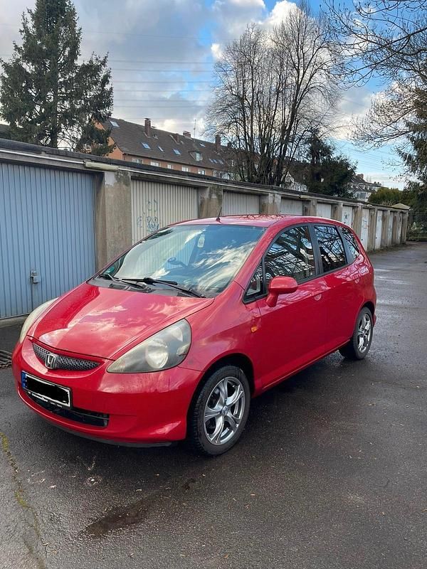 Gebraucht Honda Jazz 78 PS (57 kW) 2005 Rot Kleinwagen