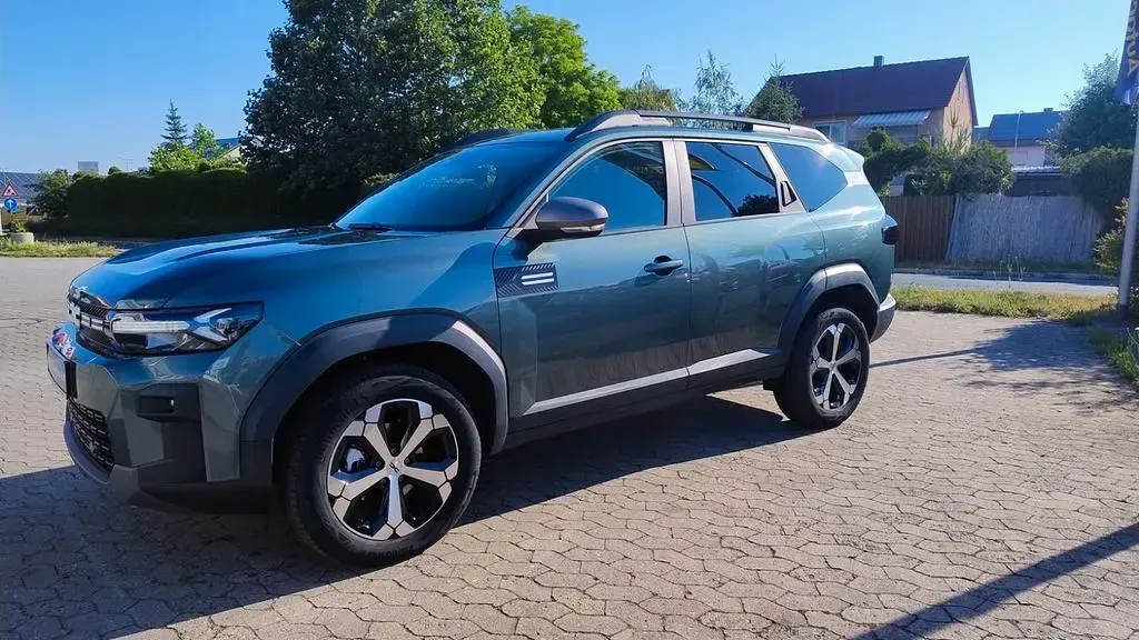 Neu Dacia Bigster Journey 140 PS (102 kW) 2026 Grün SUV