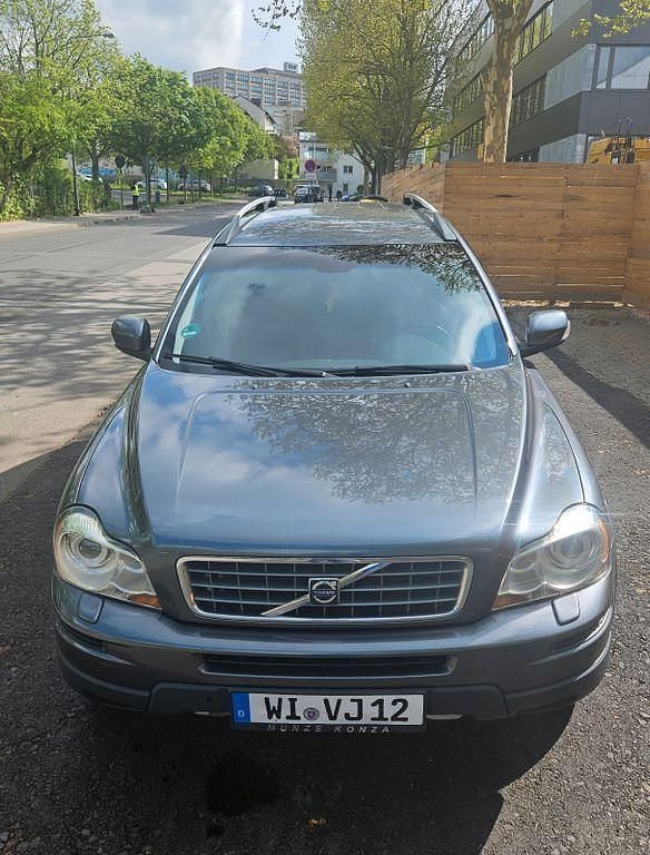 Grau Gebraucht 2007 Volvo XC90 Summum SUV | 5.000 € (Fairer Preis) - Bild 1/4