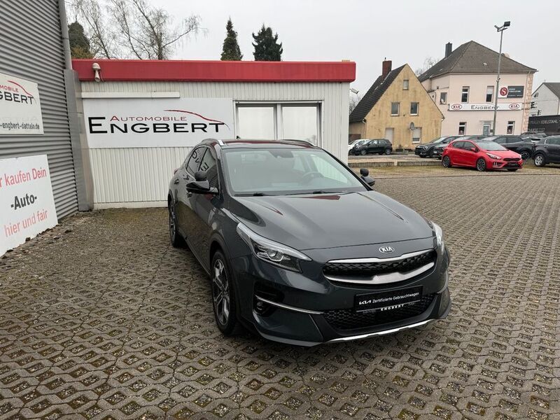 Grau Gebraucht 2021 Kia XCeed Platinum Edition SUV | 21.990 € (Teuer) - Bild 1/4