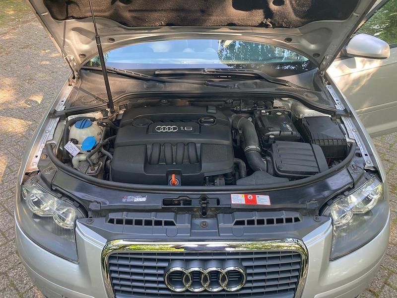 Usata Audi A3 102 CV (75 kW) 2007 Grigio Utilitaria