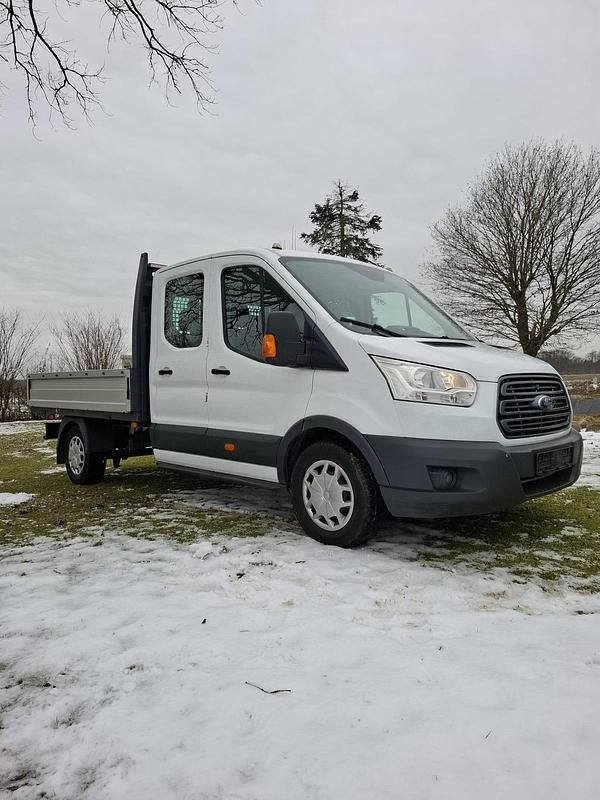 Gebraucht Ford Transit 131 PS (96 kW) 2018 Weiß Van / Kleinbus