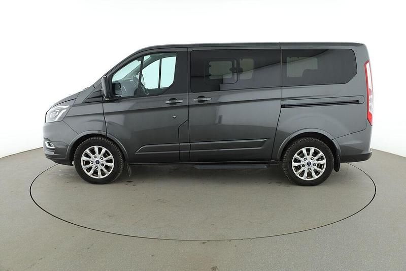 Gebraucht Ford Tourneo Titanium 131 PS (96 kW) 2018 Grau Van / Kleinbus