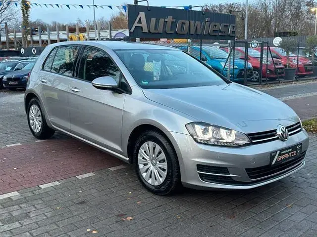 Gebraucht VW Golf VII 105 PS (77 kW) 2013 Silber Limousine
