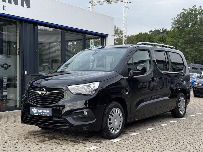 Schwarz Gebraucht 2019 Opel Combo Life Edition Van / Kleinbus | 13.900 € (Guter Preis) - Bild 1/4