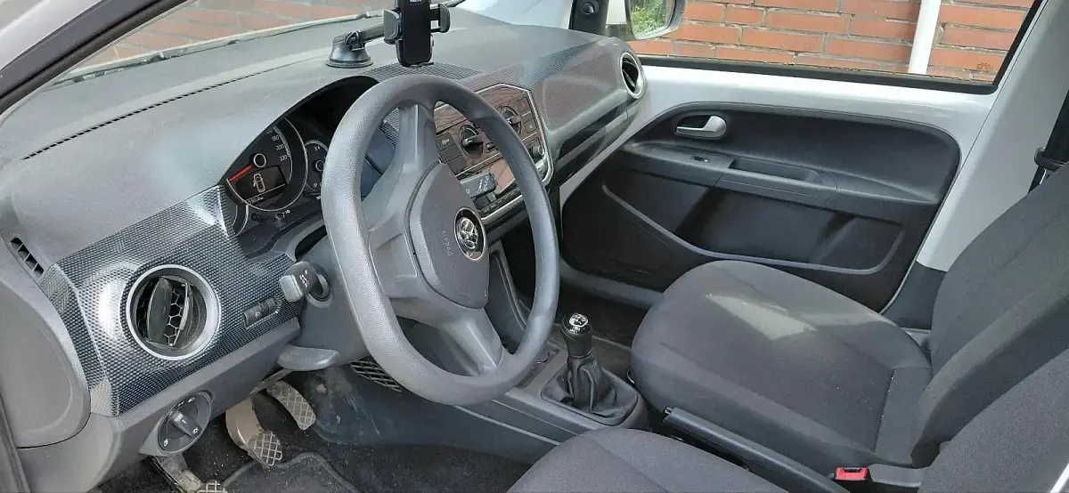 Gebraucht VW up! 60 PS (44 kW) 2019 Weiß Kleinwagen