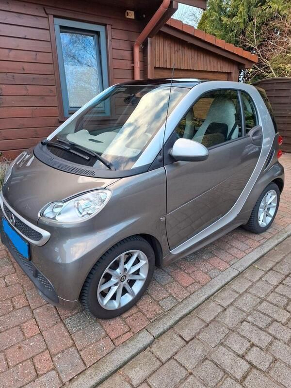 Silber Gebraucht 2013 Smart ForTwo Coupé Passion Cabrio | 5.870 € (Guter Preis) - Bild 1/4