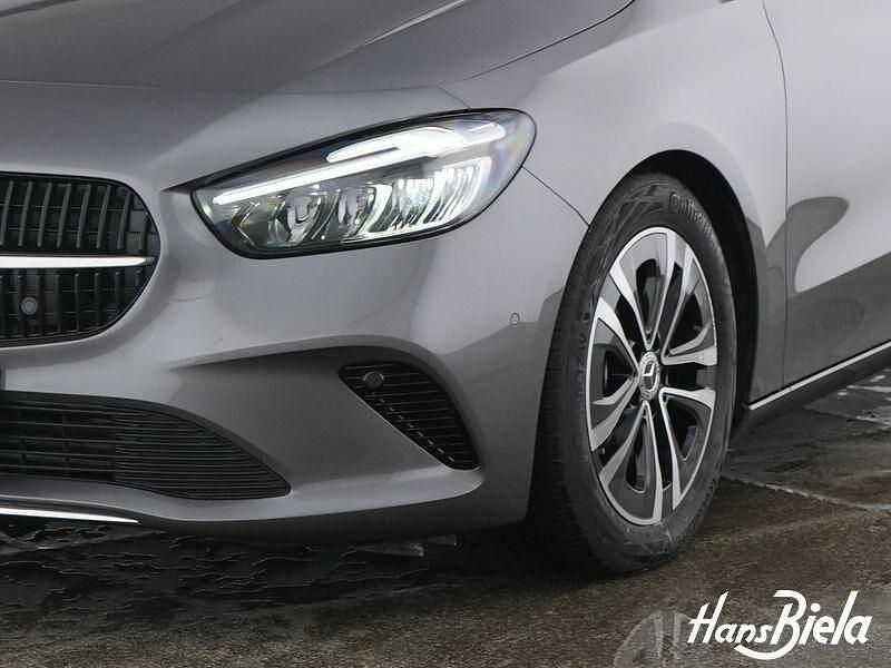 Gebraucht Mercedes B220 190 PS (139 kW) 2025 lack mountaingrau Van / Kleinbus