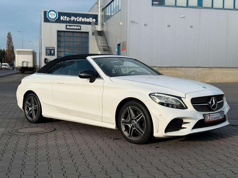 Gebraucht Mercedes C200 Sport 184 PS (135 kW) 2019 Weiß Cabrio