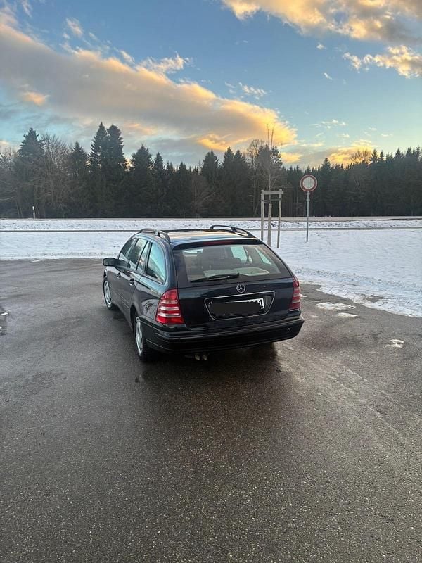 Gebraucht Mercedes C220 150 PS (110 kW) 2006 Schwarz Kombi
